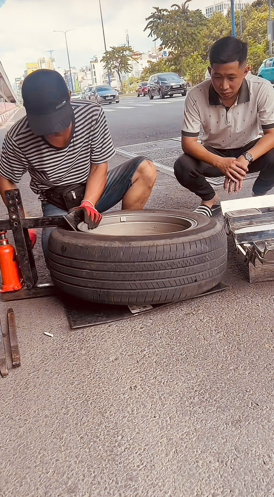 Cứu hộ ô tô tận nơi TPHCM - 0931 711 711