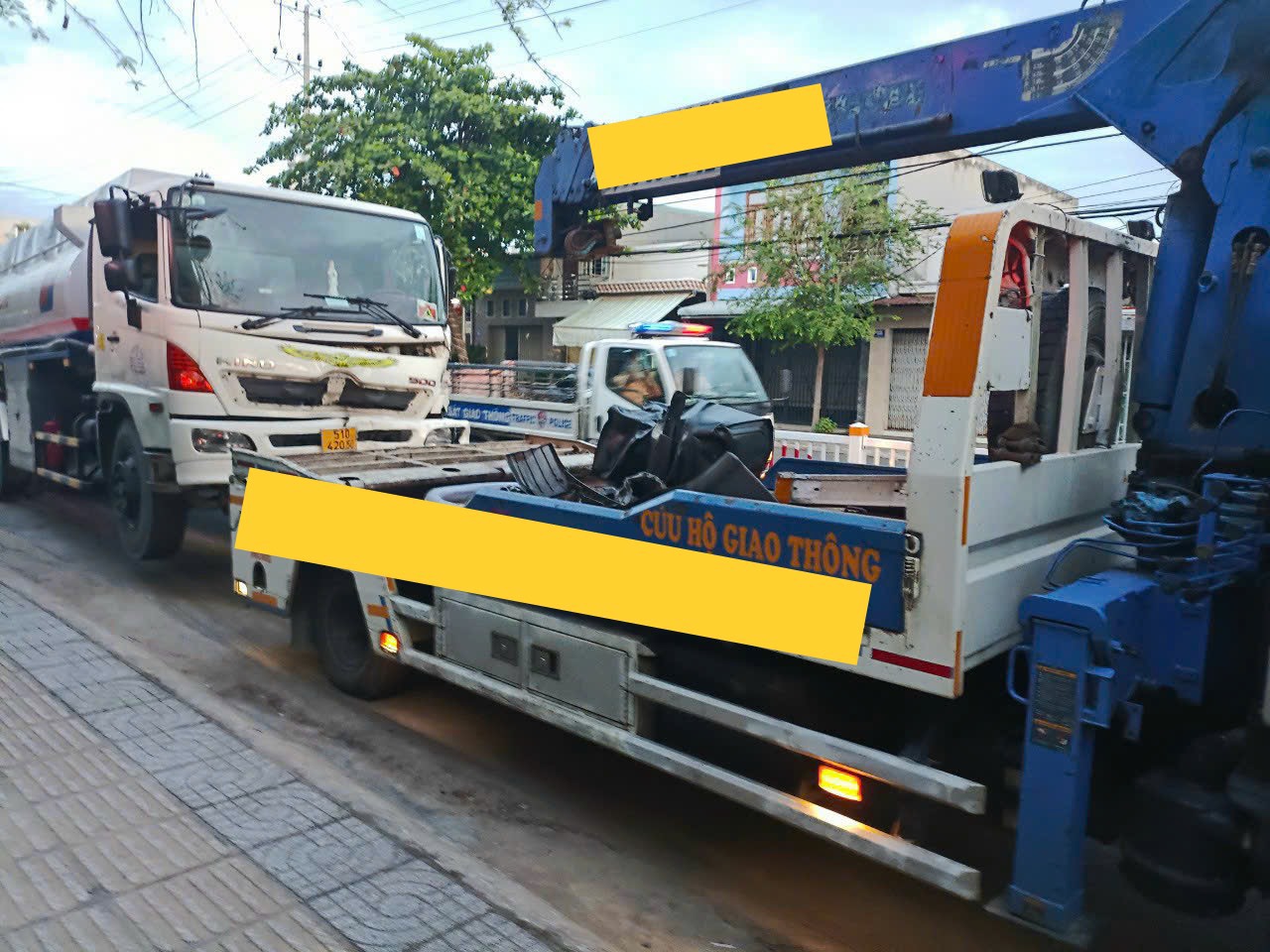 cẩu xe oto sài gòn