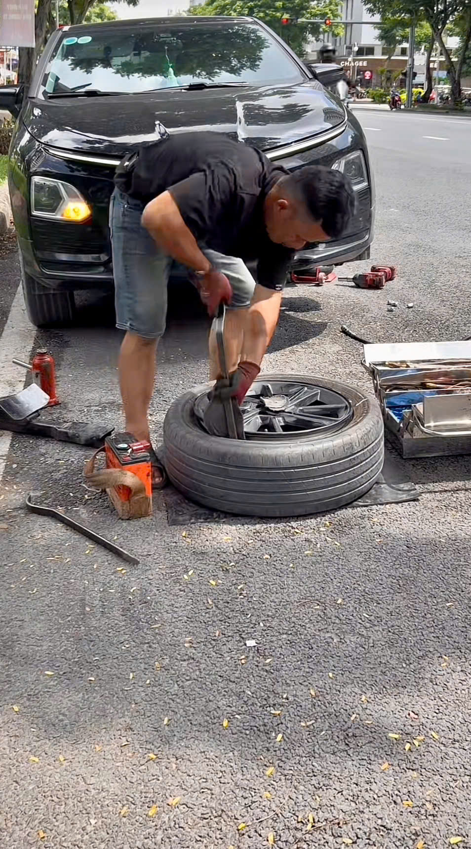 cứu hộ ô tô giá cạnh tranh